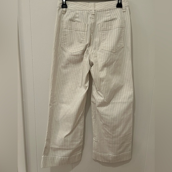 GAP Wide Leg Crop - Picture 2 of 4